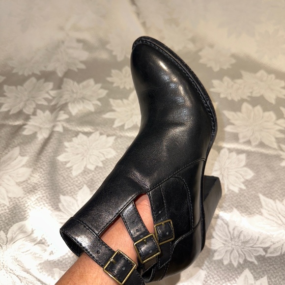 Cole Haan Dalton Bootie, Size 6.5, Black - Picture 15 of 16